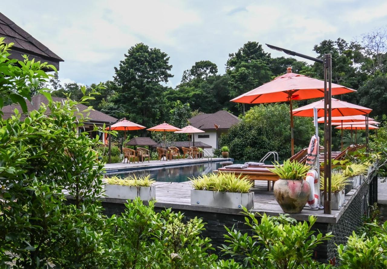 Cascade Tara Hotel Namüang Kültér fotó