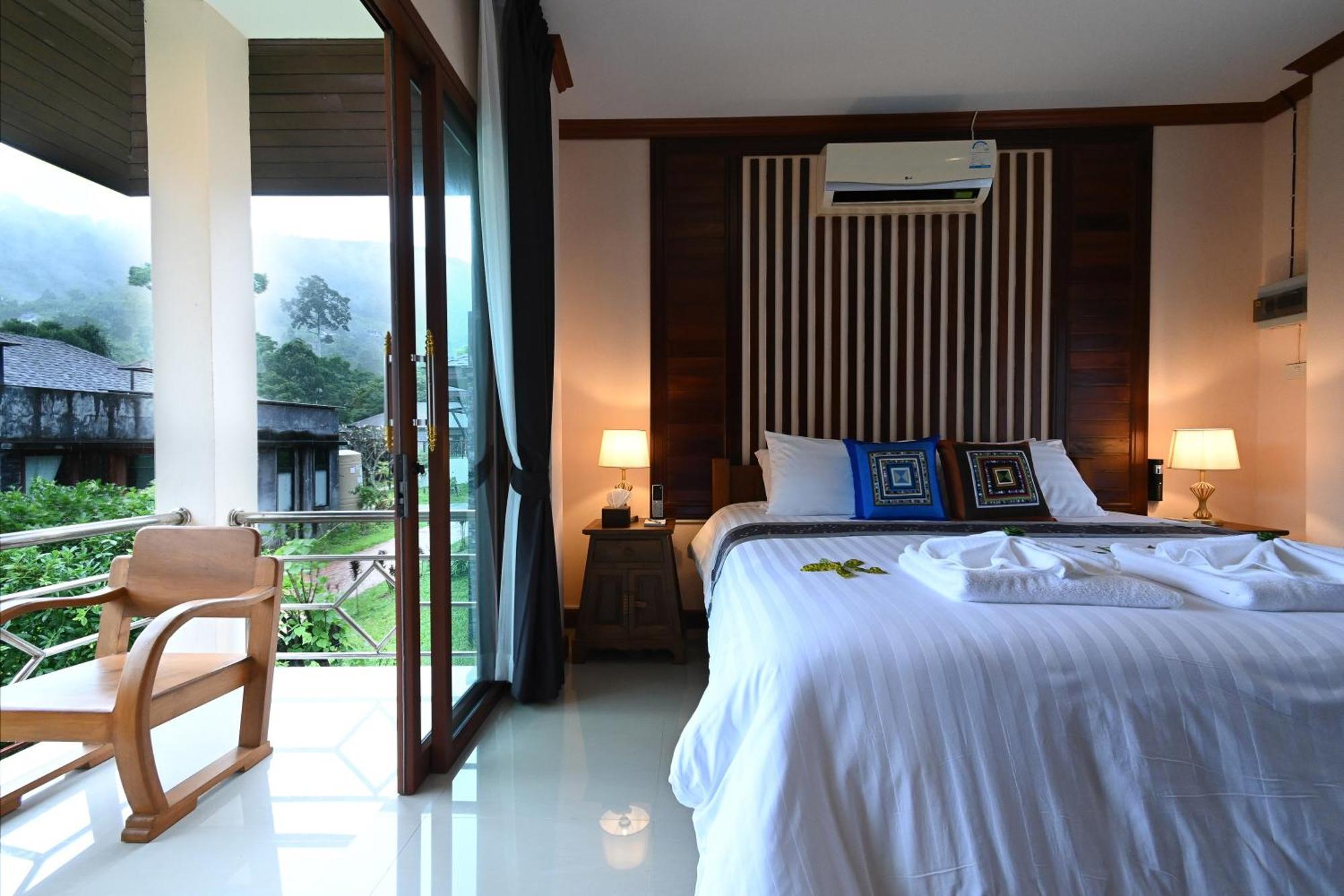Cascade Tara Hotel Namüang Szoba fotó