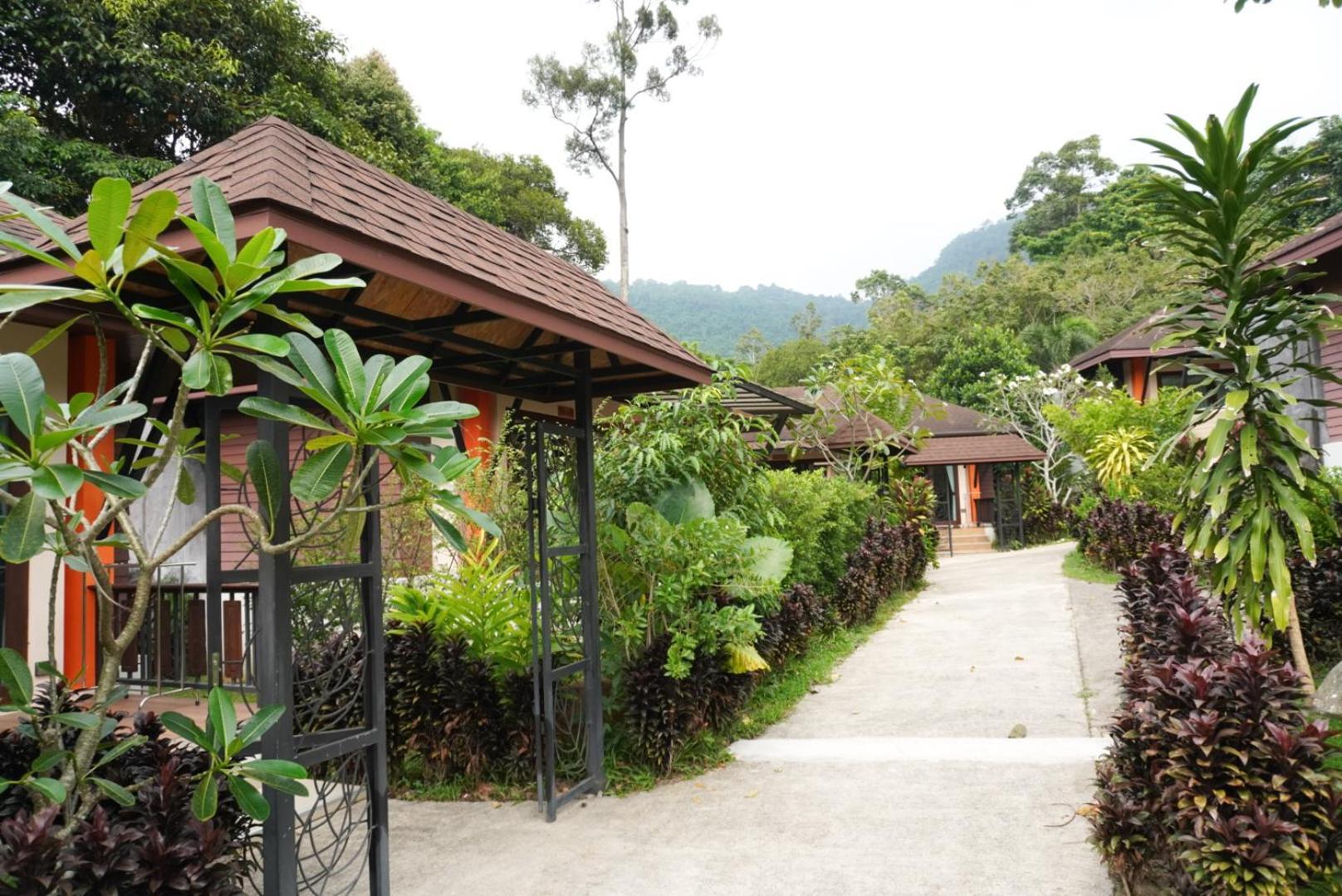 Cascade Tara Hotel Namüang Kültér fotó